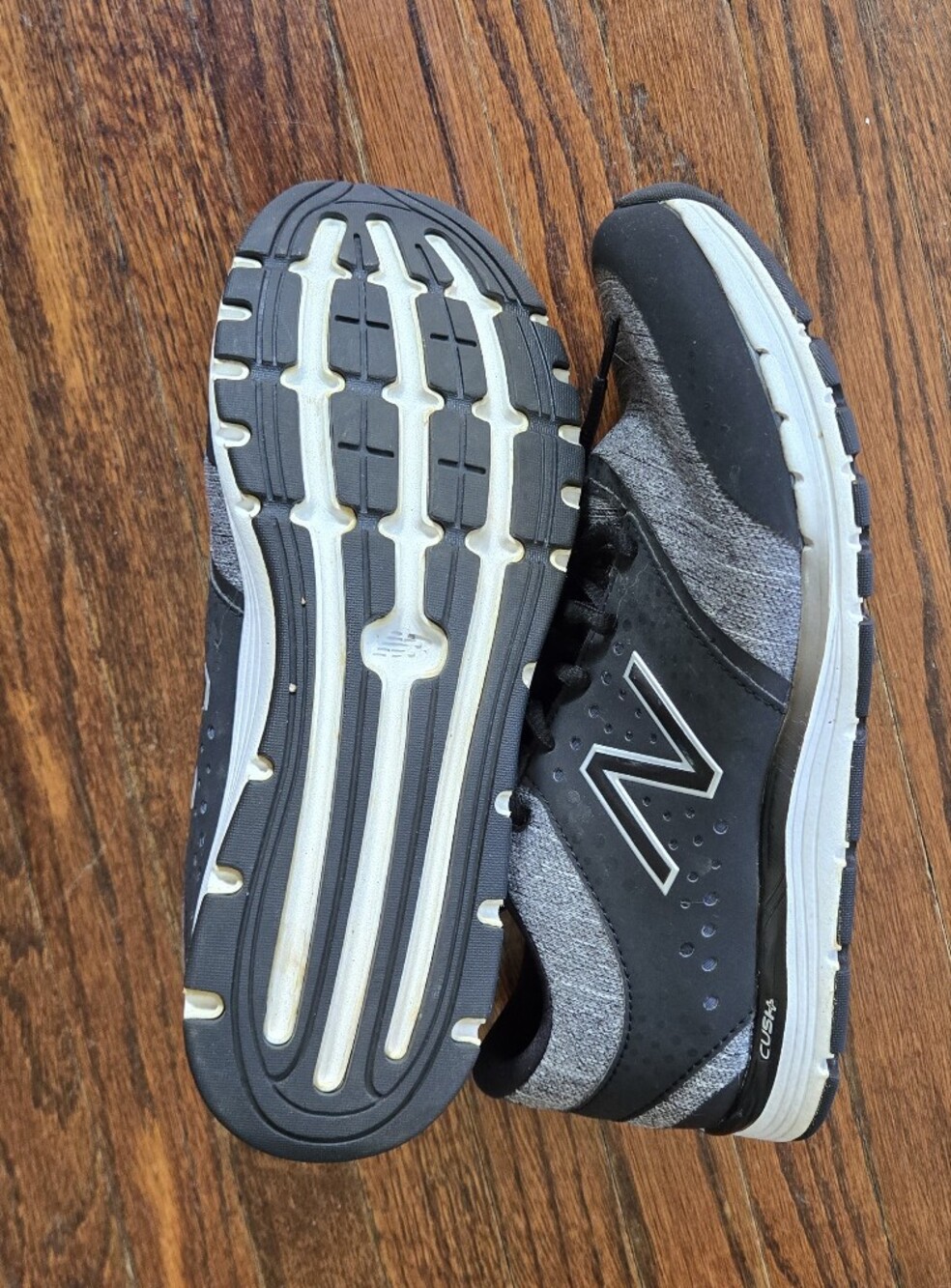 Womens New Balance 577 Cush Trainer Size 8.5